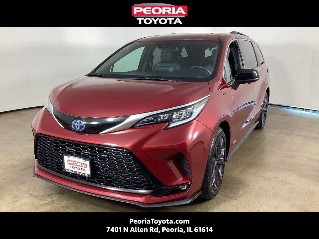 Used 2021 Toyota Sienna XSE Minivan/Van