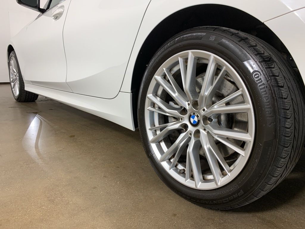 2023 BMW 3 Series 330i - Photo 15