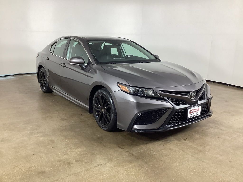 Used 2023 Toyota Camry SE Sedan