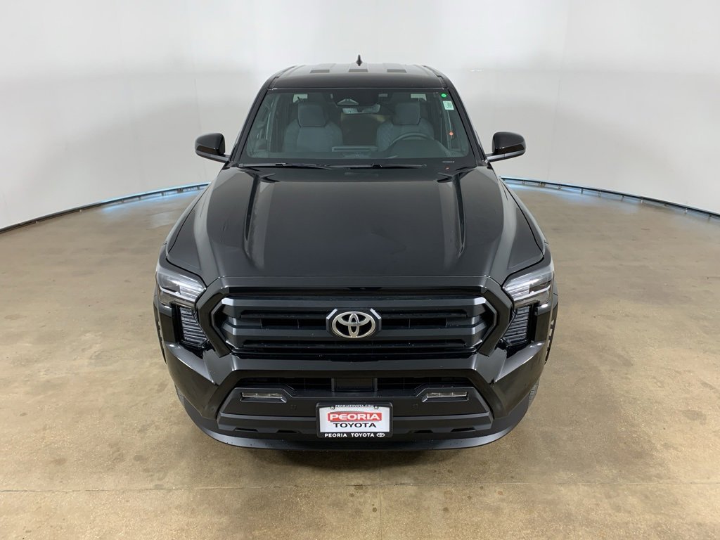 2025 Toyota Tacoma SR5 Double Cab 4x4 photo 4