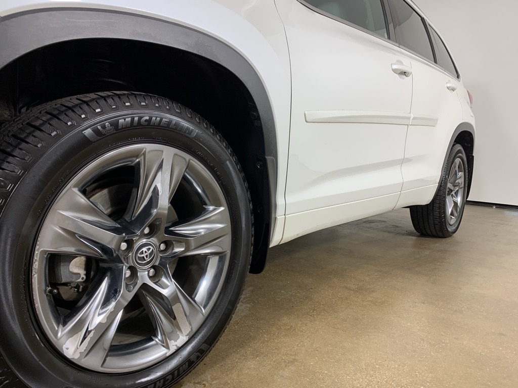 Used 2017 Toyota Highlander Limited Platinum SUV