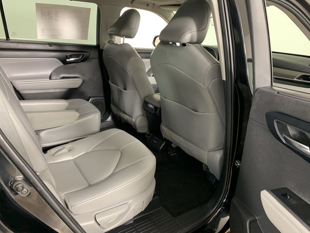 2023 Toyota Highlander XLE - Photo 41