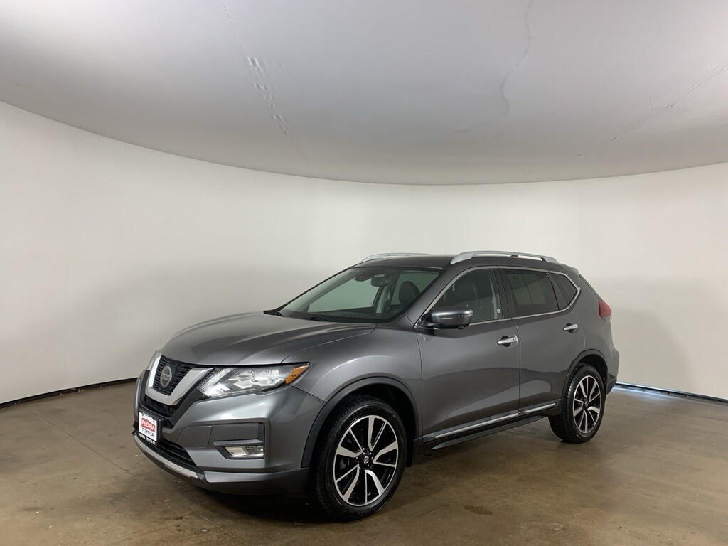 2019 Nissan Rogue SL photo 2