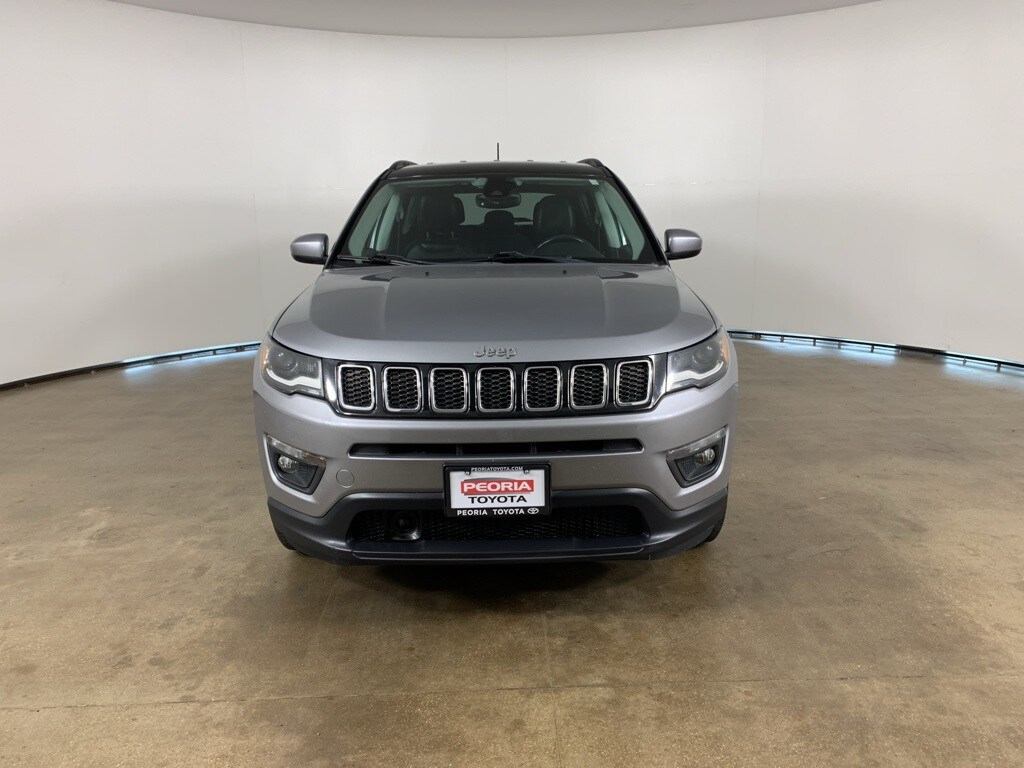 2018 Jeep Compass Latitude photo 3