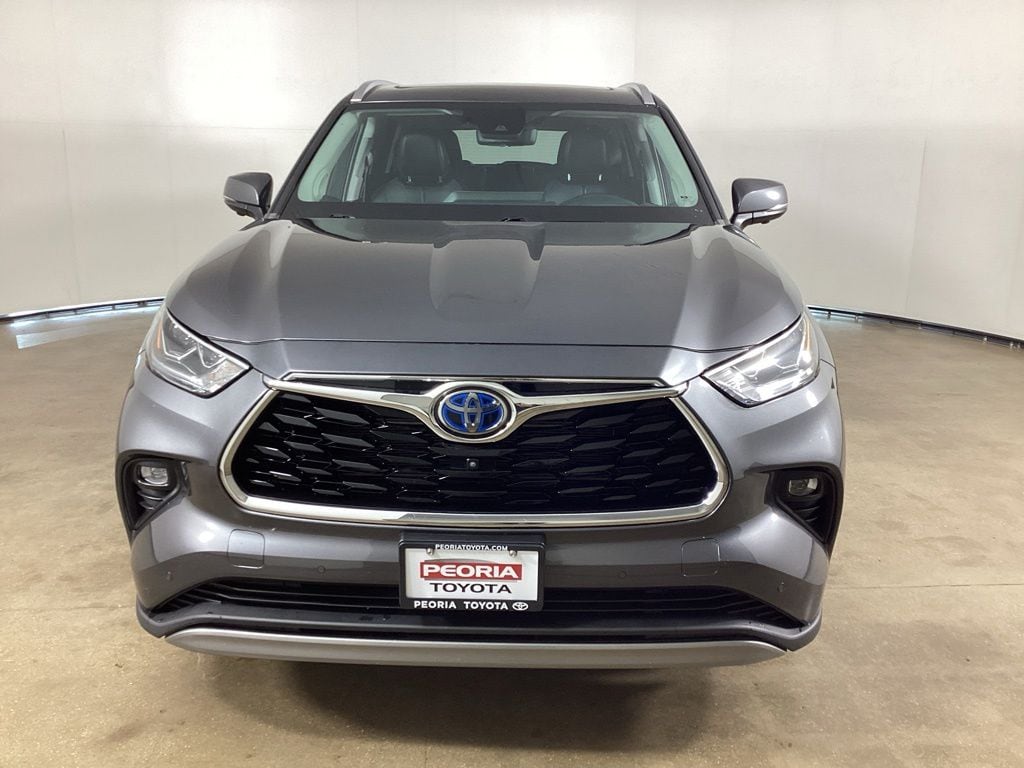 Used 2023 Toyota Highlander Hybrid Platinum SUV