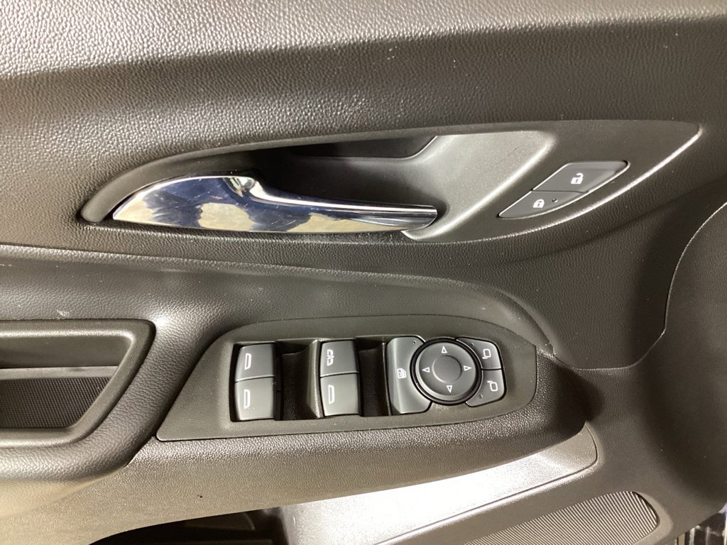 2022 Chevrolet Equinox LT - Photo 11