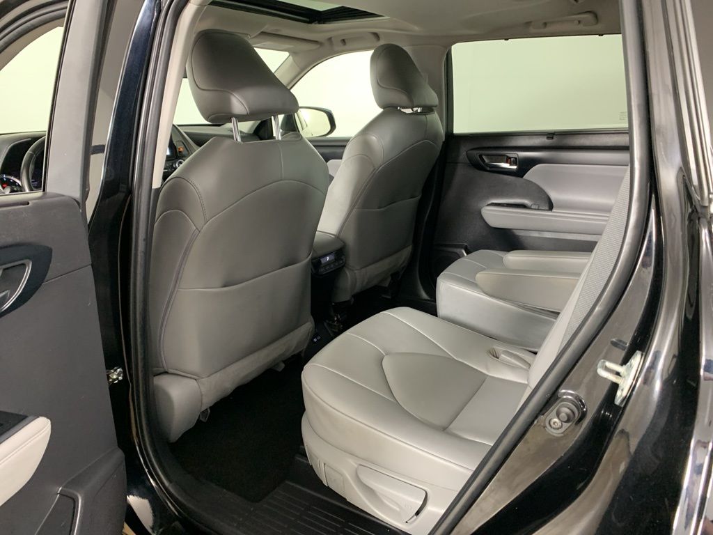 2023 Toyota Highlander XLE - Photo 36