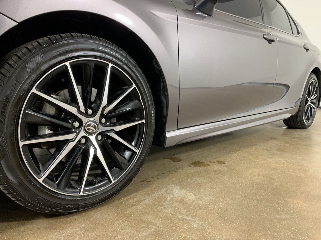 Used 2021 Toyota Camry SE Sedan