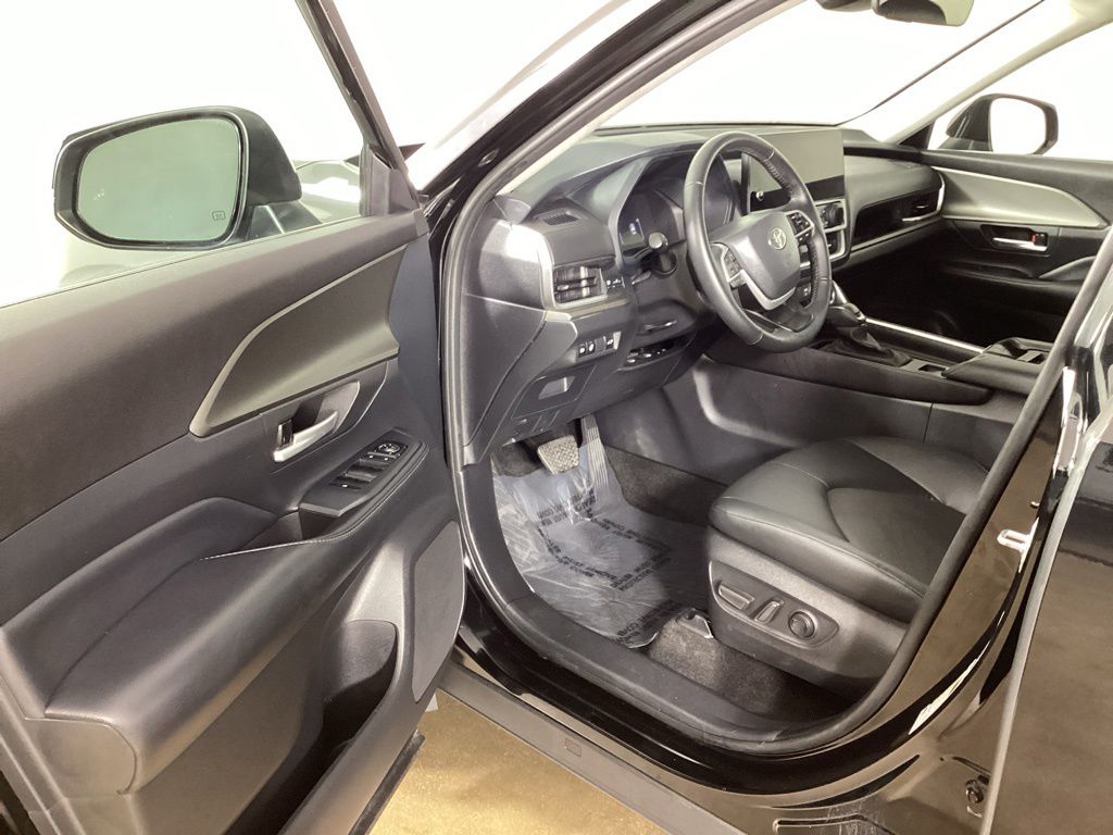 2025 Toyota Grand Highlander XLE - Photo 11