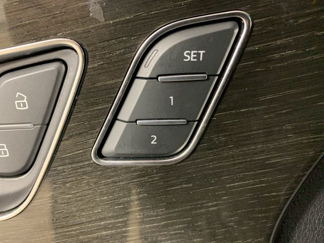 2025 Audi Q8 Premium Plus - Photo 17
