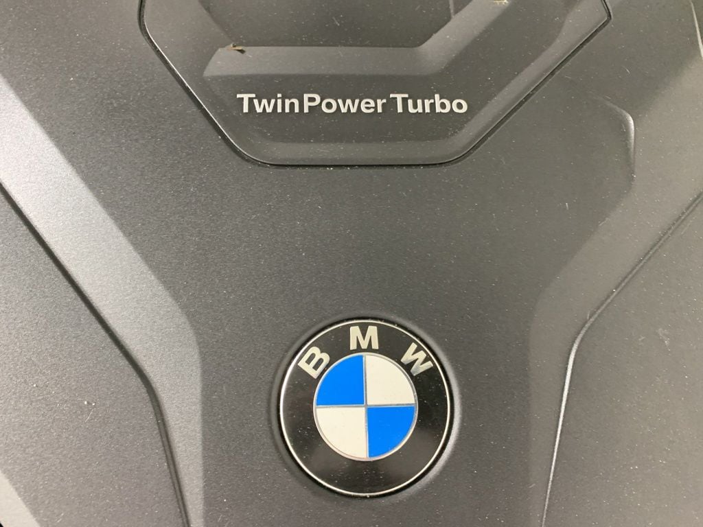 2023 BMW 3 Series 330i - Photo 43