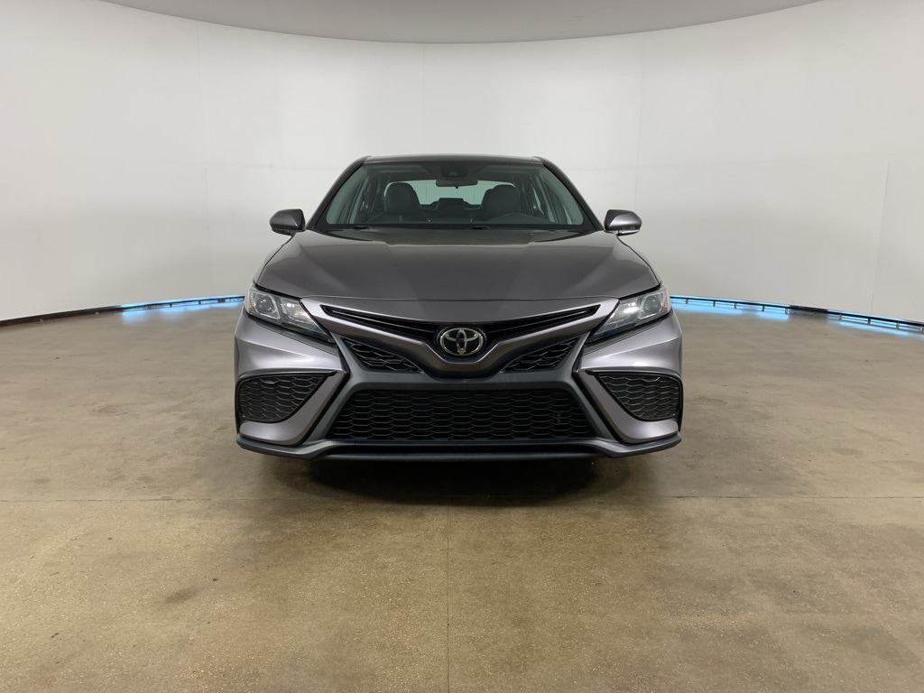 Used 2022 Toyota Camry SE Sedan