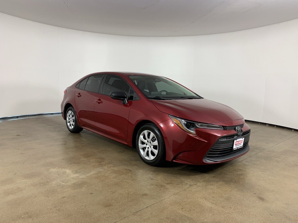 2023 Toyota Corolla LE photo 4