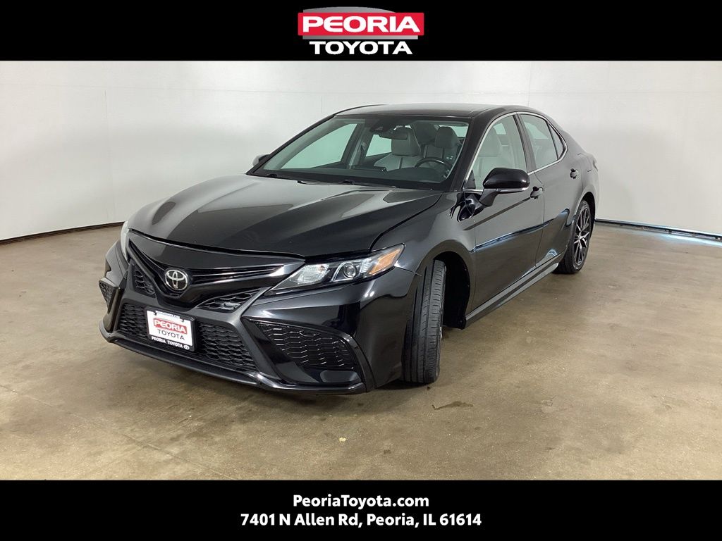 2022 Toyota Camry Sedan 