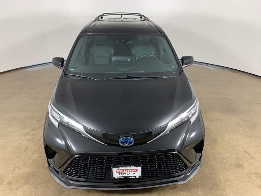 Used 2022 Toyota Sienna XSE Minivan/Van