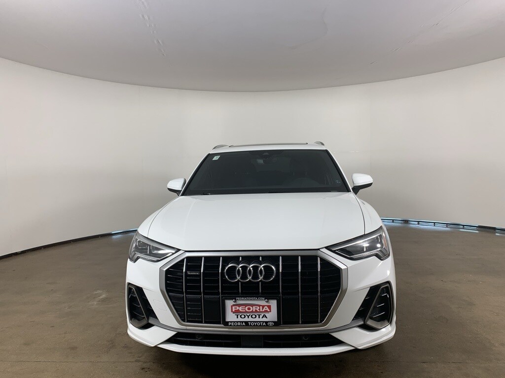 2021 Audi Q3 S line Premium Plus photo 3