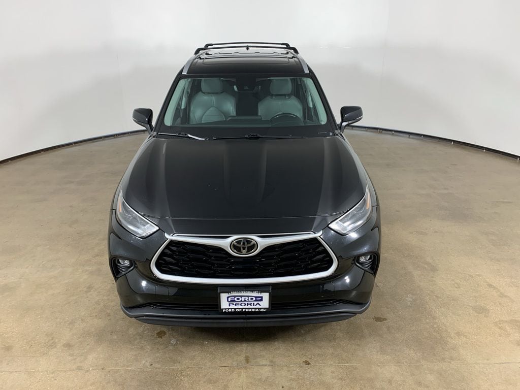 2023 Toyota Highlander XLE - Photo 4