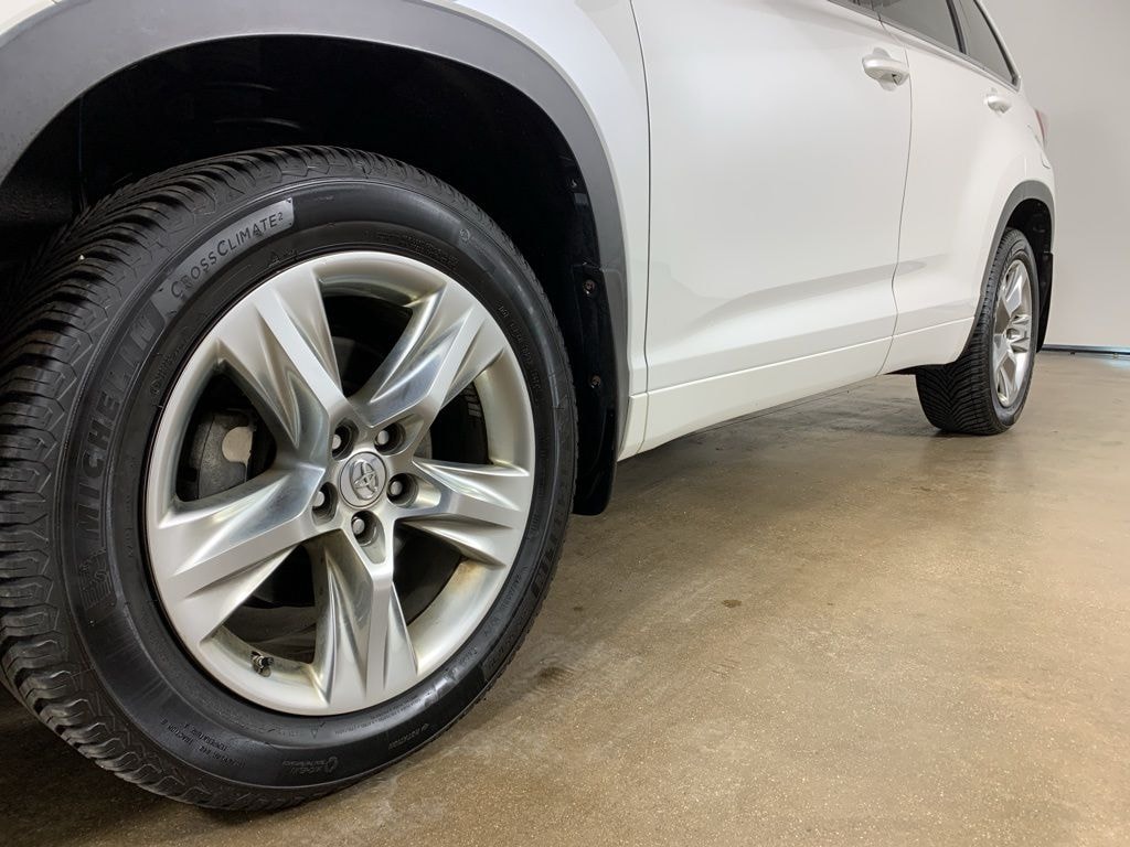 Used 2015 Toyota Highlander Limited SUV