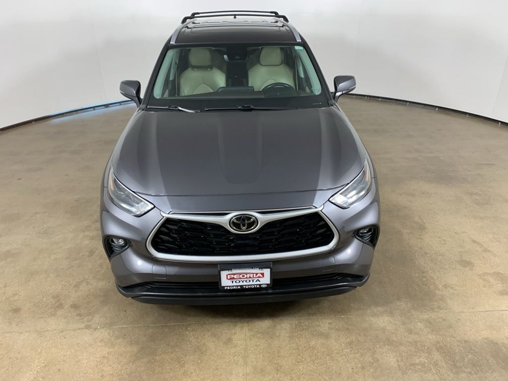 Used 2022 Toyota Highlander XLE SUV