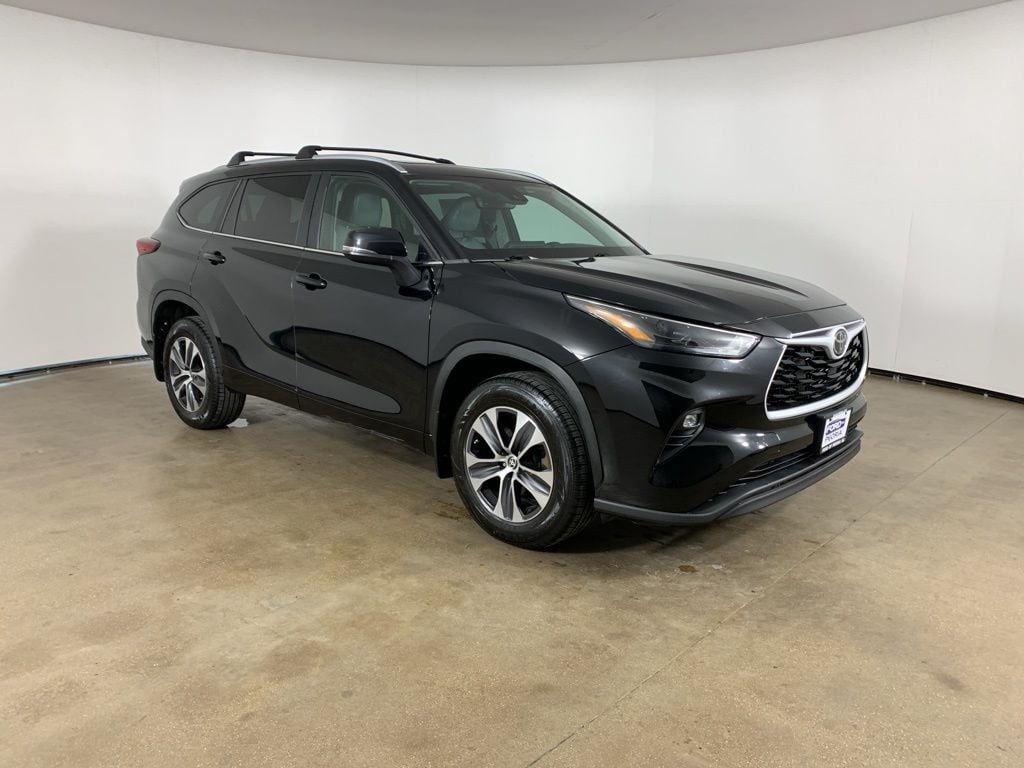 2023 Toyota Highlander XLE - Photo 5