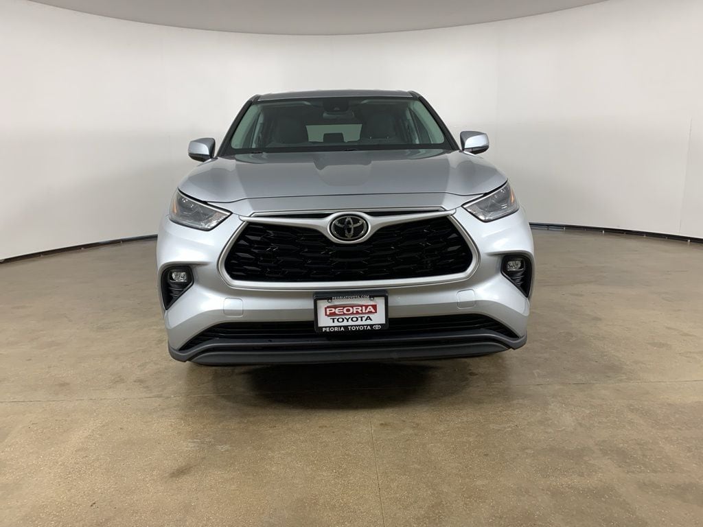 Used 2024 Toyota Highlander LE SUV