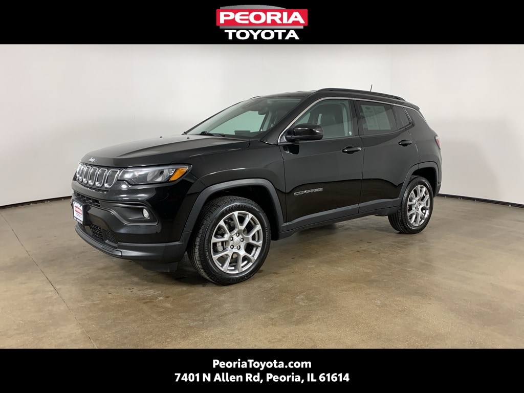 2022 Jeep Compass Latitude Lux's photo