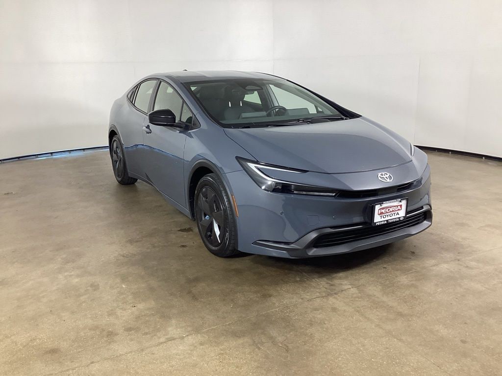 Used 2025 Toyota Prius LE Hatchback