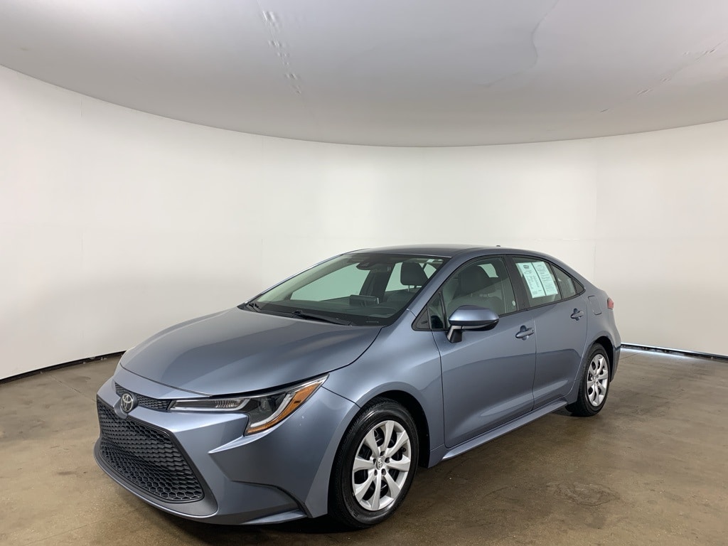Used 2021 Toyota Corolla LE with VIN 5YFEPMAE4MP185927 for sale in Peoria, IL