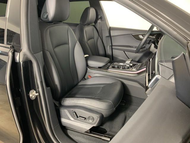 2025 Audi Q8 Premium Plus - Photo 38