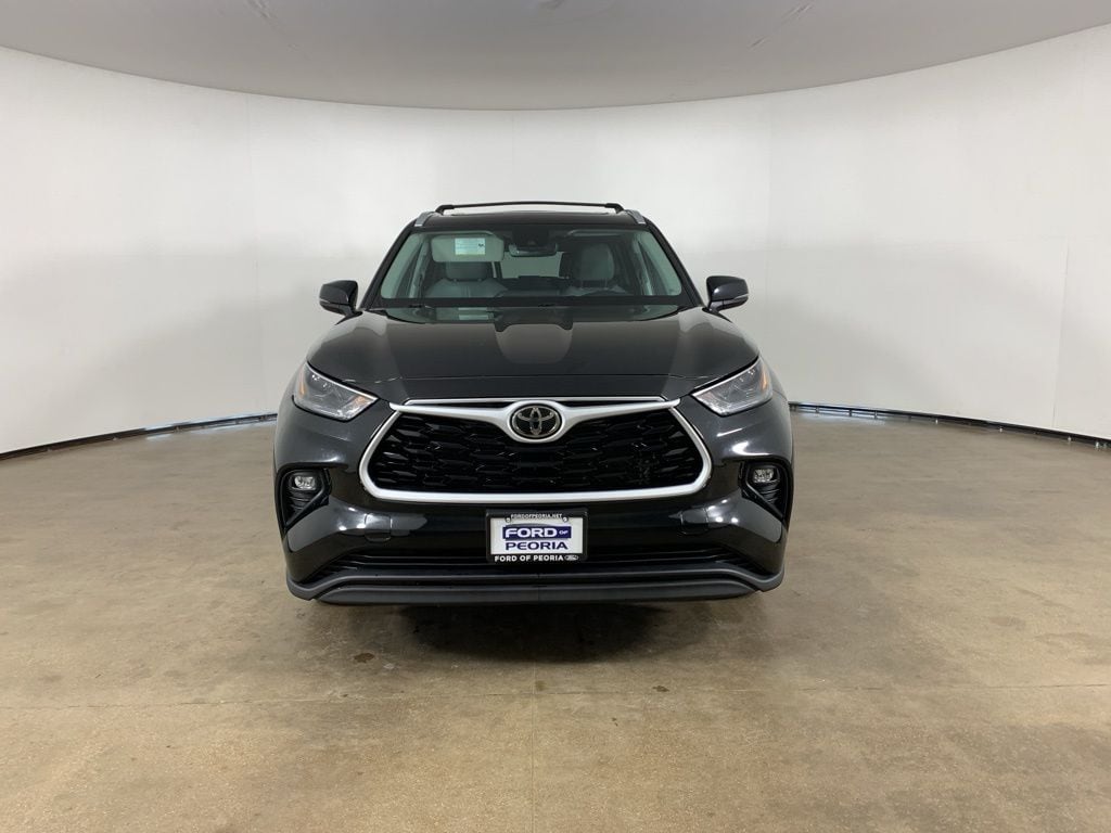 2023 Toyota Highlander XLE - Photo 3