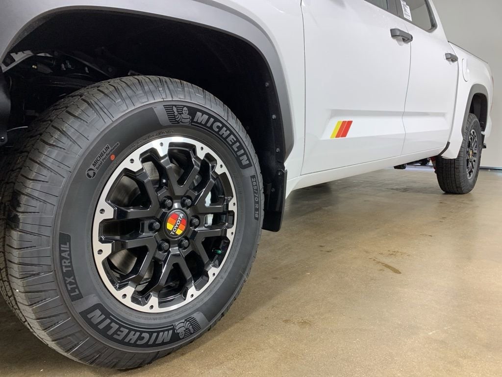 New 2026 Toyota Tundra SR5 SR5 CREWMAX 5.5