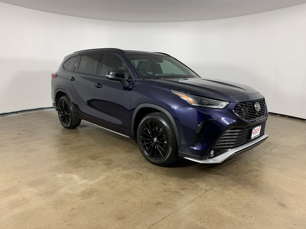 Used 2023 Toyota Highlander XSE SUV