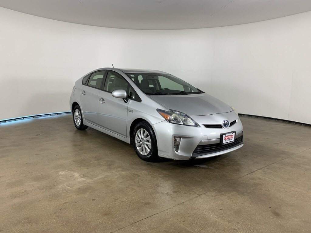 2014 Toyota Prius Plug-in Base photo 4