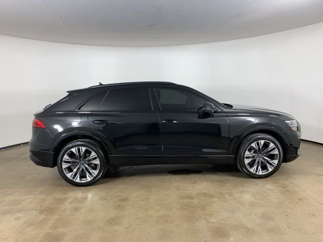 2025 Audi Q8 Premium Plus - Photo 7