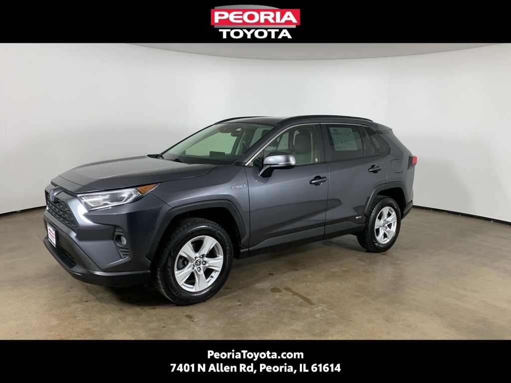 2020 Toyota RAV4 XLE