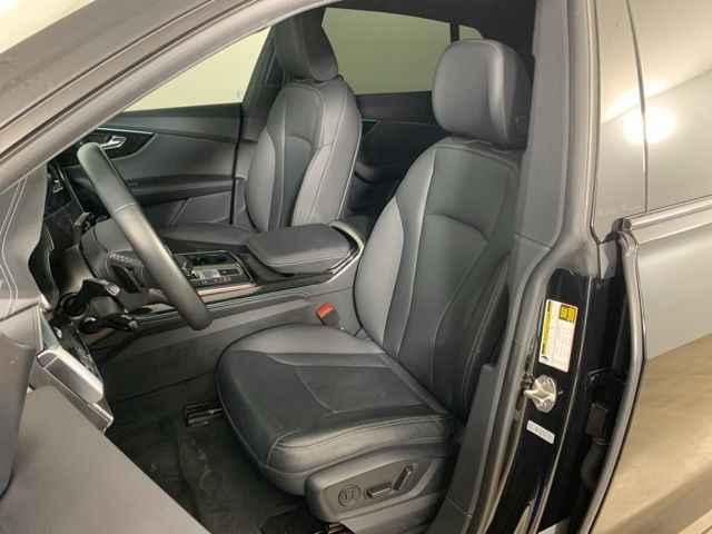 2025 Audi Q8 Premium Plus - Photo 29