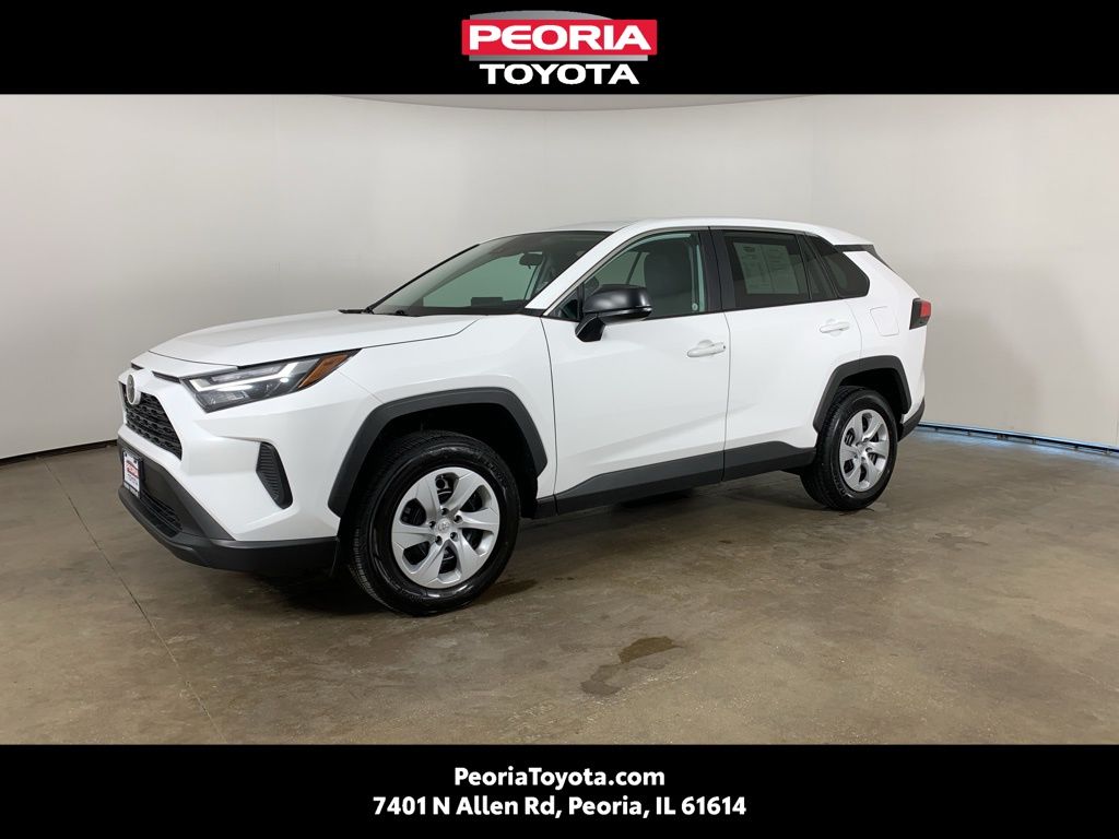 2024 Toyota RAV4 LE