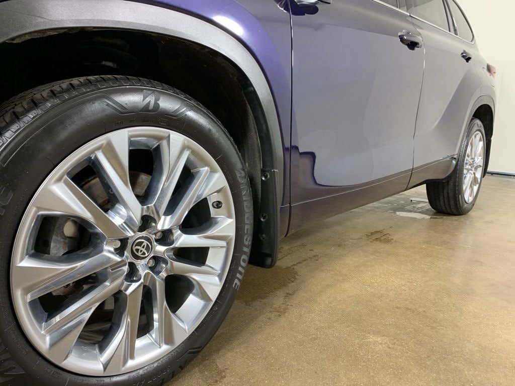 Used 2023 Toyota Highlander Limited SUV
