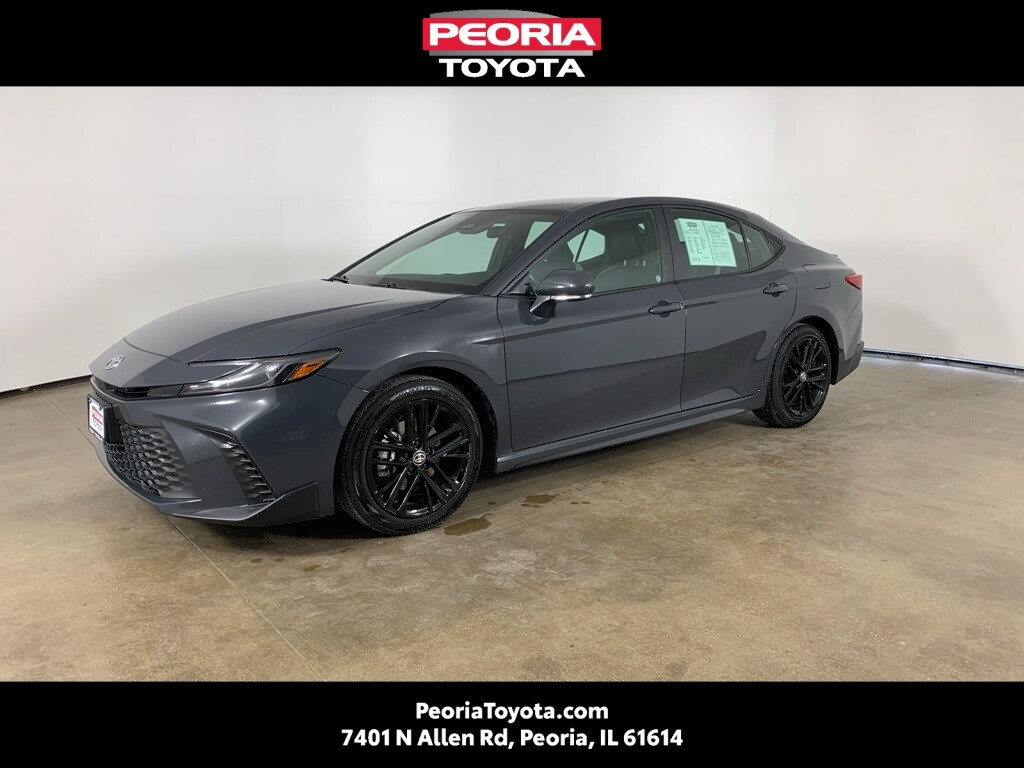 Used 2025 Toyota Camry SE Sedan
