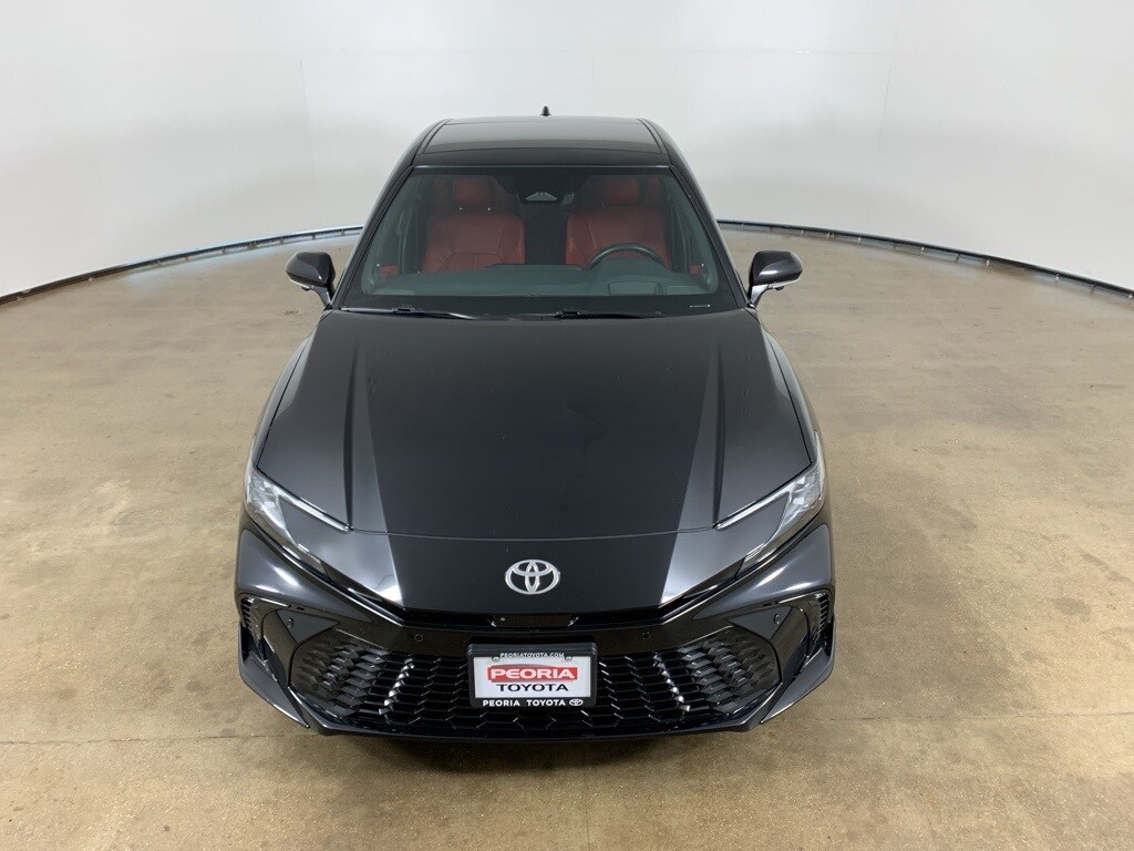 2025 Toyota Camry XSE photo 3