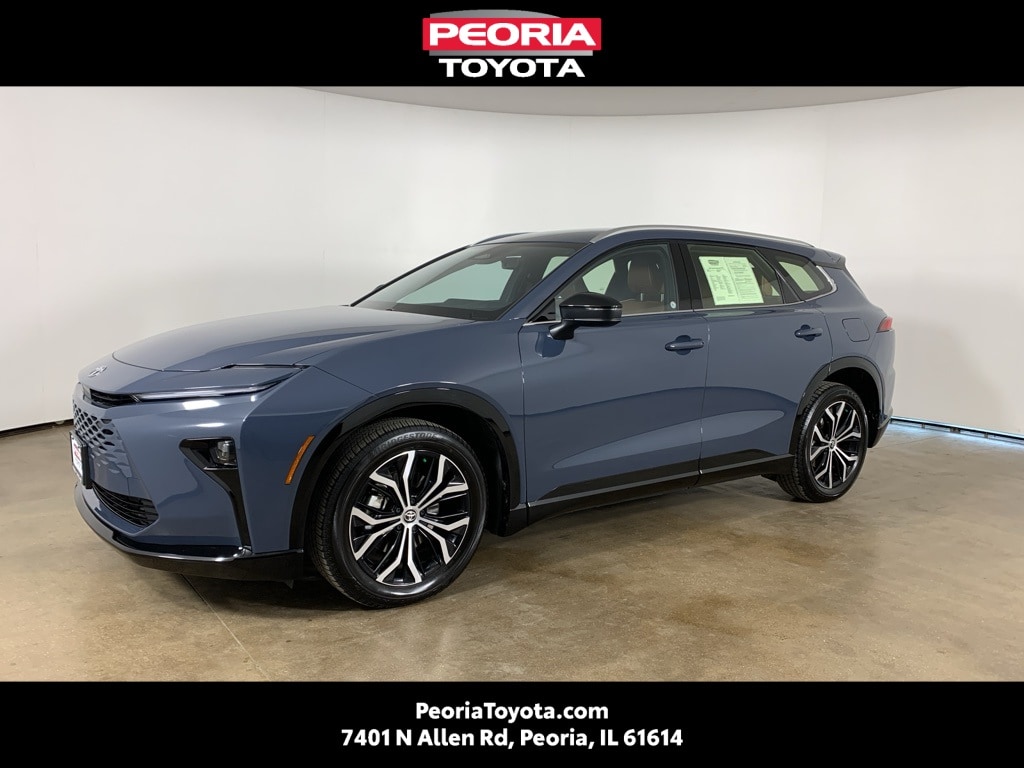 Used 2025 Toyota Crown Signia XLE SUV