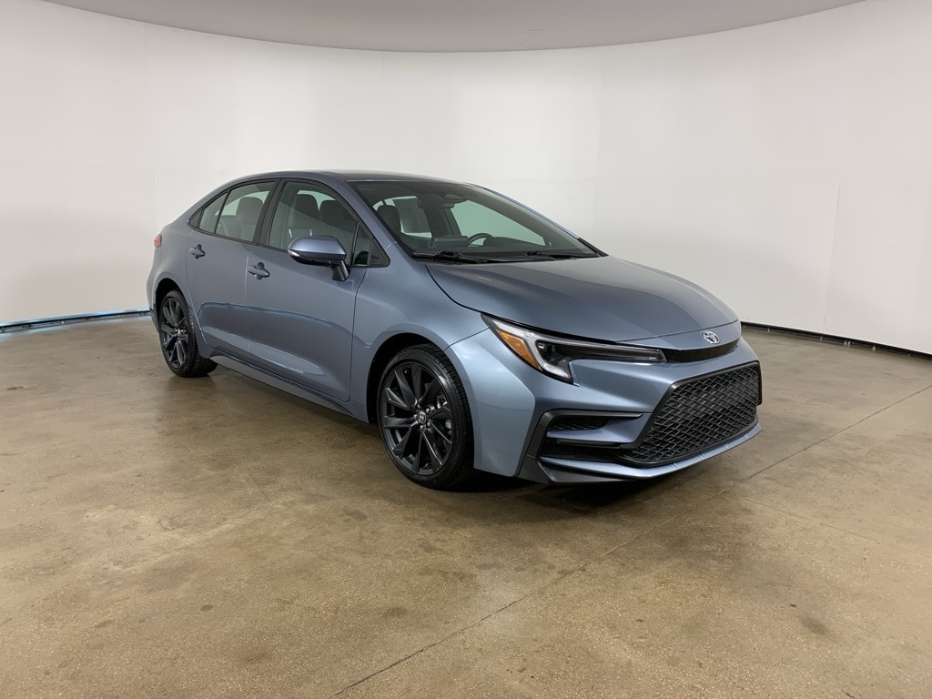 Used 2023 Toyota Corolla SE Sedan
