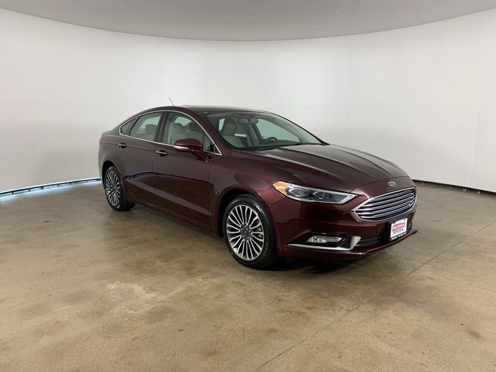 2017 Ford Fusion SE photo 4