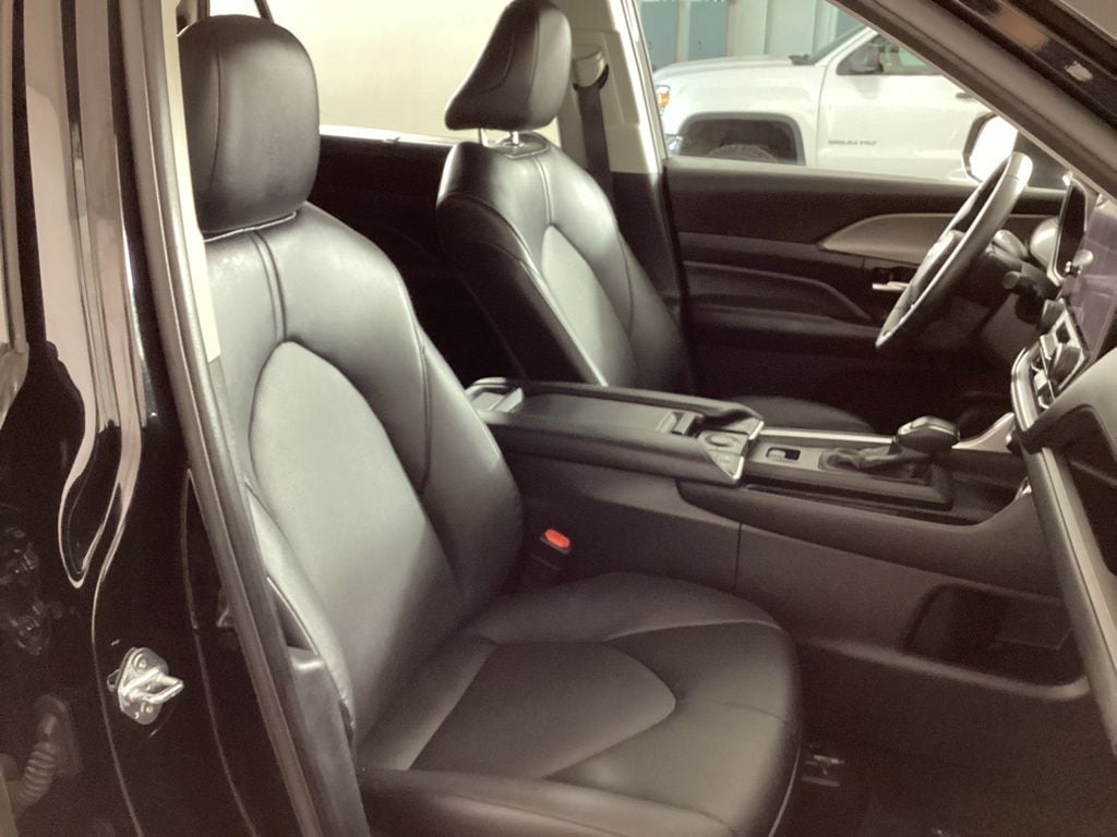 2025 Toyota Grand Highlander XLE - Photo 20