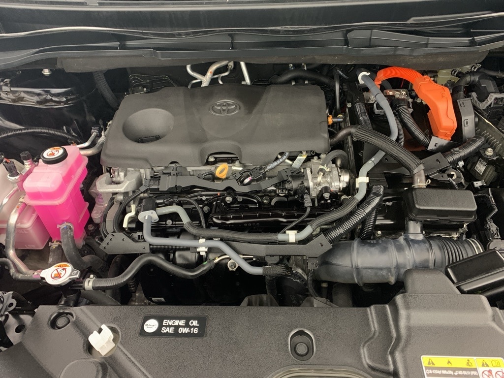 Used 2022 Toyota Sienna XLE with VIN 5TDYSKFC1NS056155 for sale in Peoria, IL