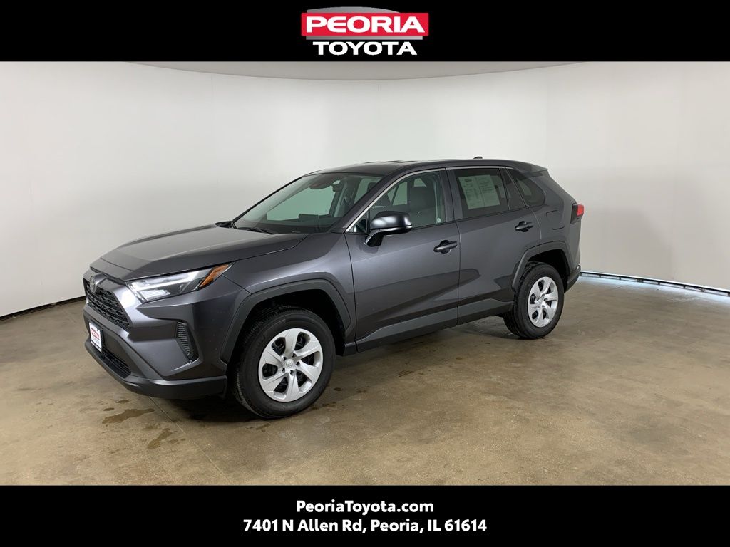2024 Toyota RAV4 LE