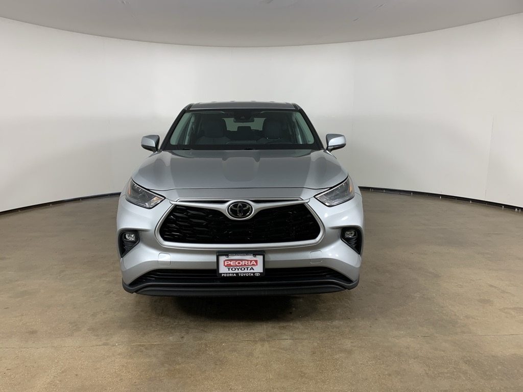 Used 2024 Toyota Highlander LE SUV