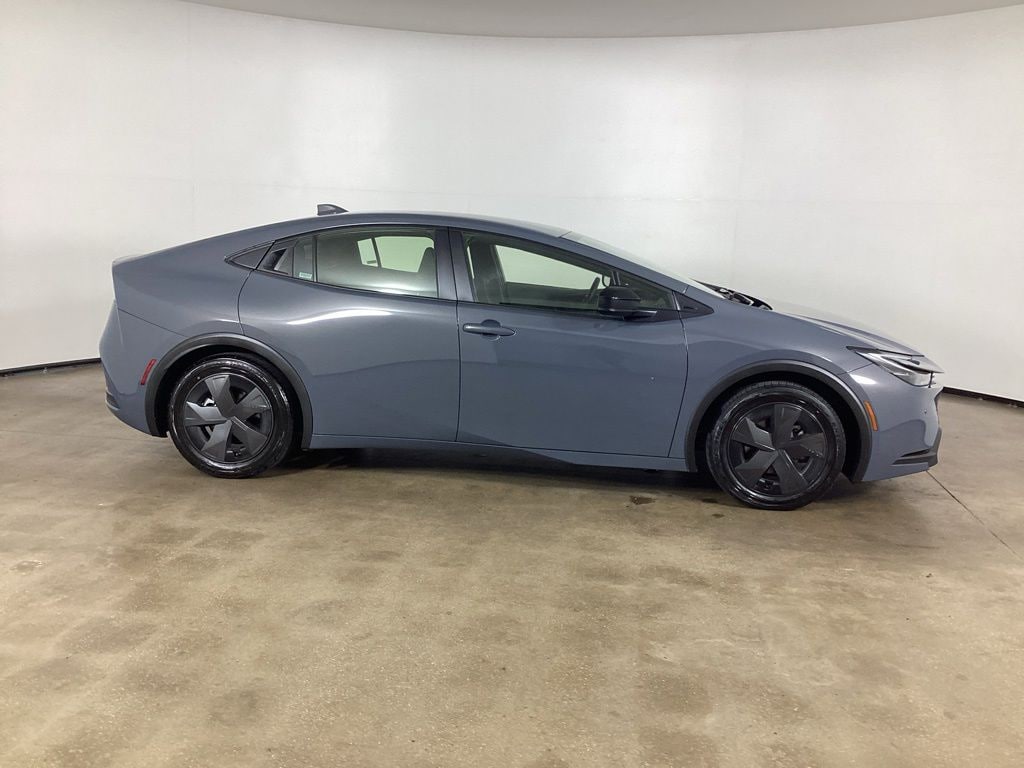 Used 2025 Toyota Prius LE Hatchback