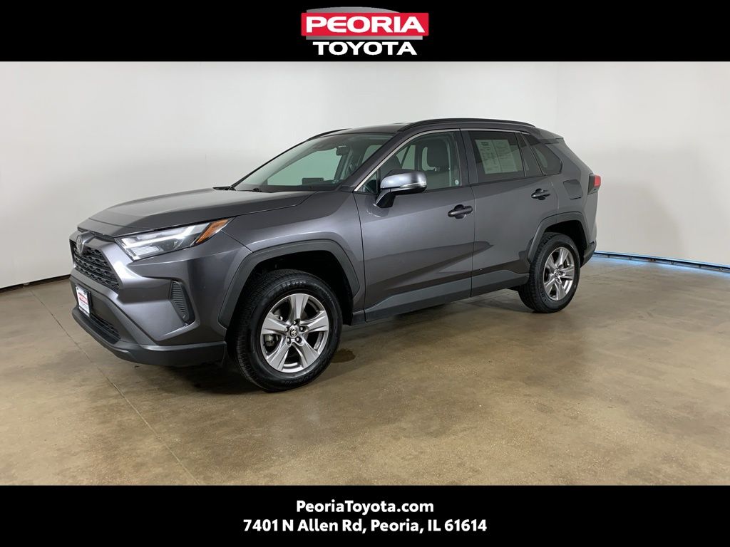 2024 Toyota RAV4 XLE AWD's photo