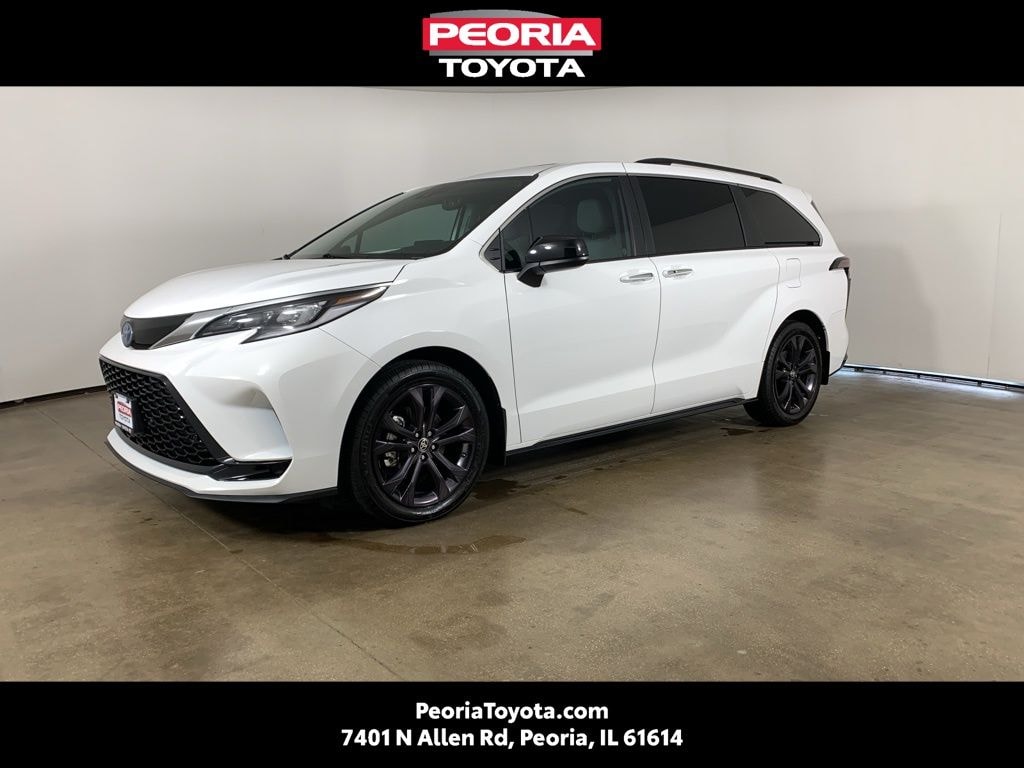 Used 2024 Toyota Sienna XSE Minivan/Van